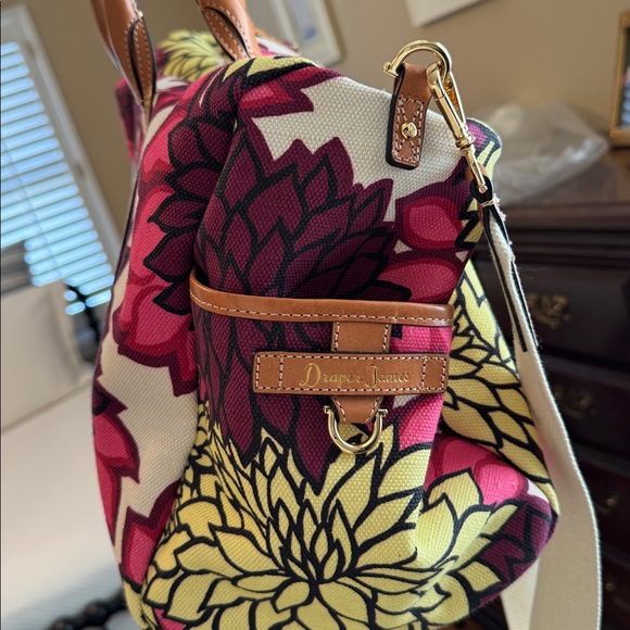 Draper James Canvas Travel Bag with Tan Straps - Picture 3 of 3